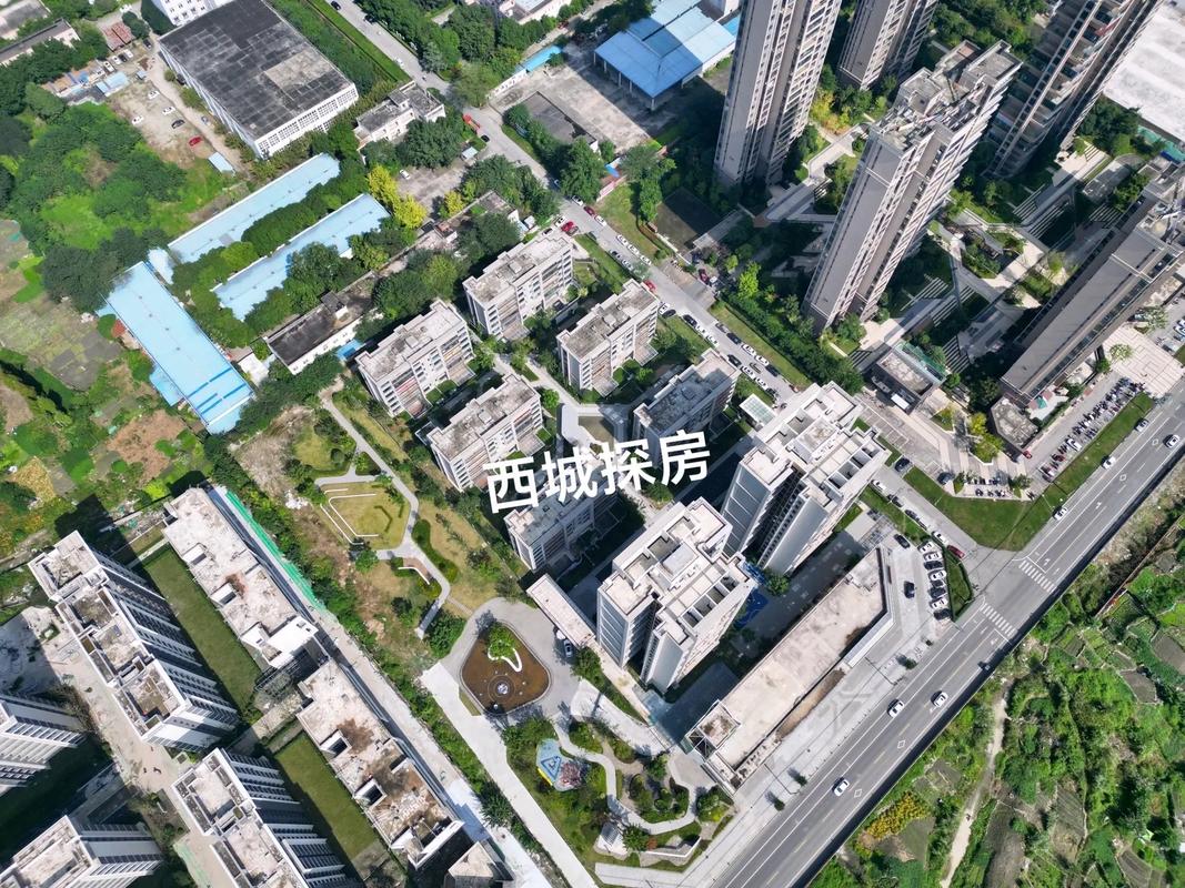 楼盘南高北低