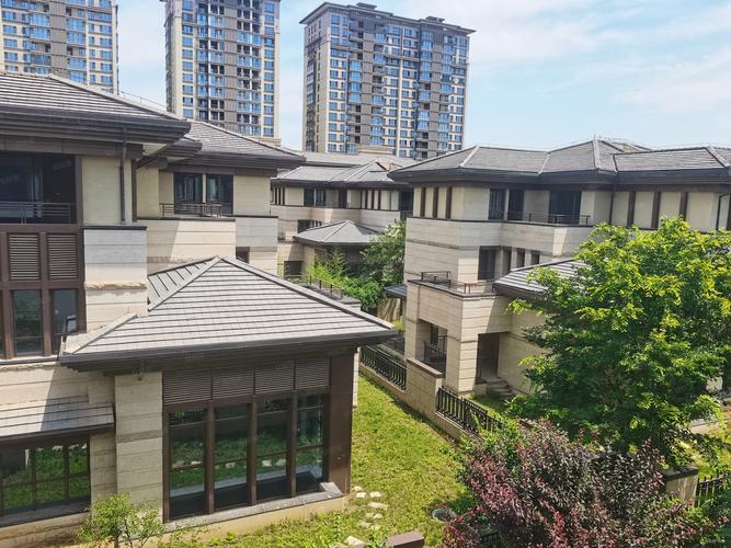 府君花园别墅