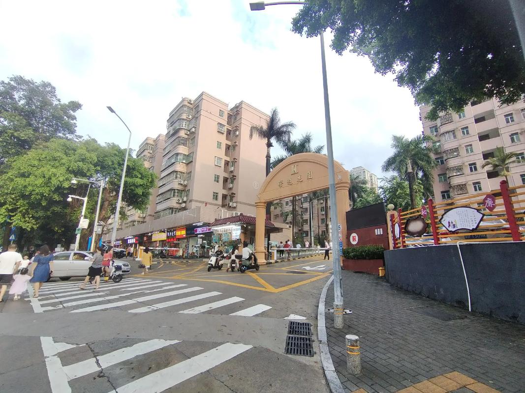 高明西荣花园