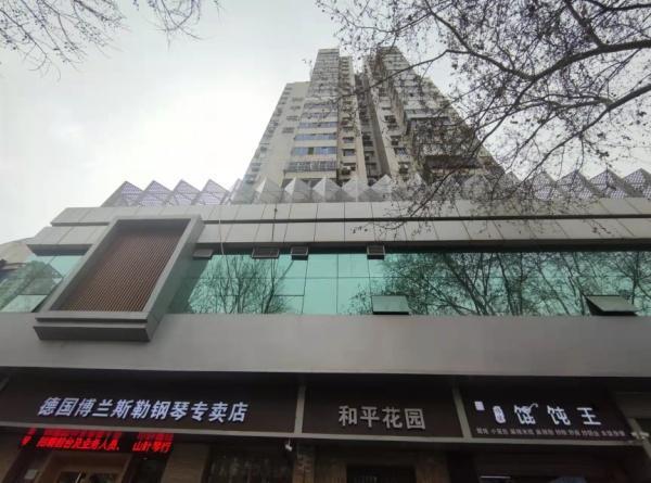奔驰花园房价