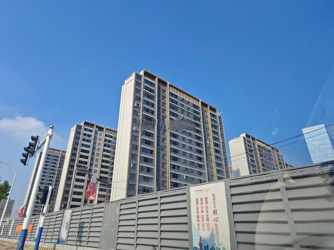 东宝兴路楼盘