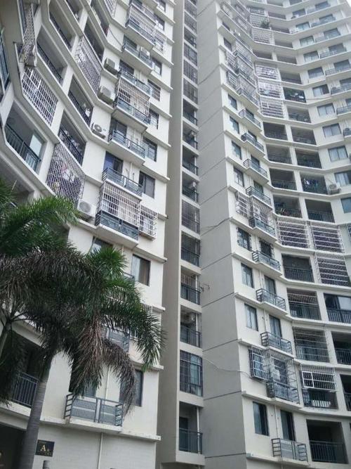 宇建城市花园烂尾楼