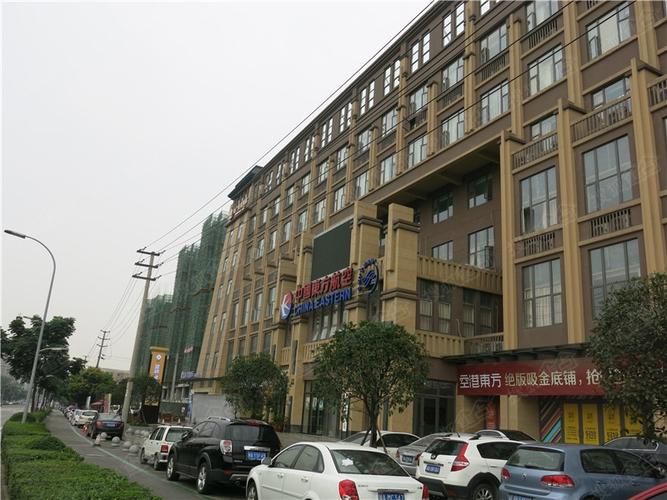 成都蓝润楼盘