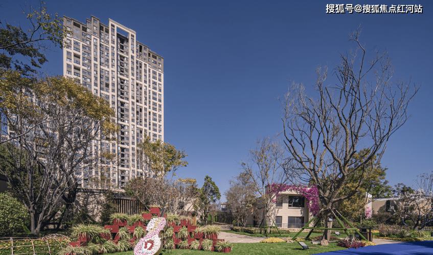 滇池边的楼盘