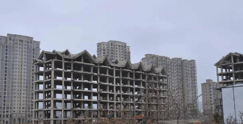 平顶山金玉花园烂尾楼