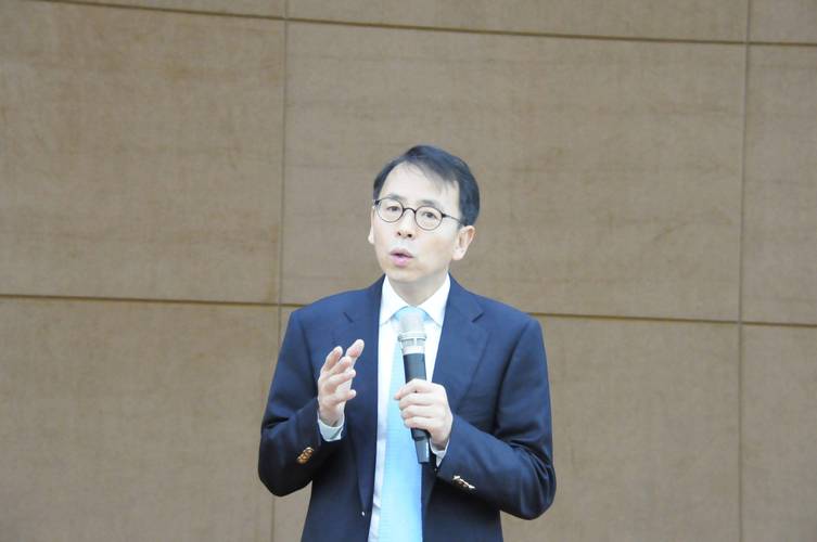 谢国忠 房价