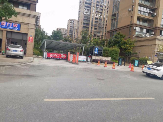 西子公寓房价