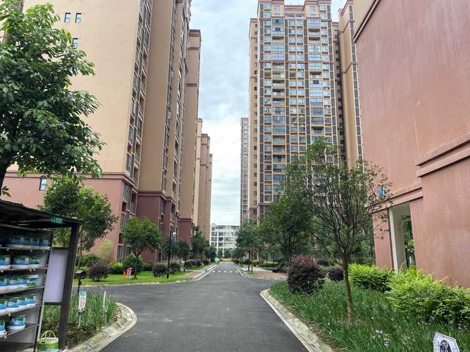 温江雅砻阳光花园房价