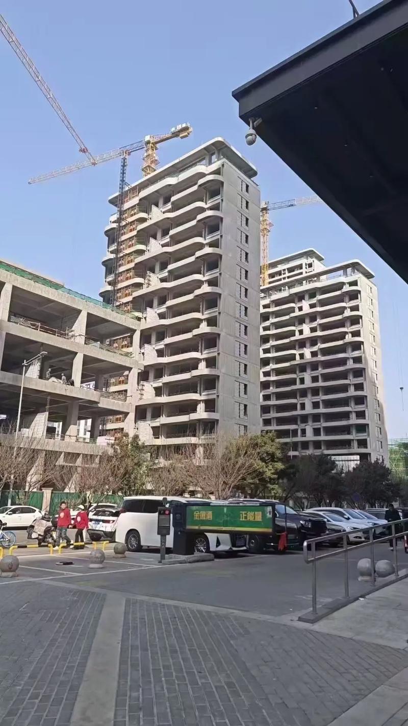西安龙凤花园施工现况