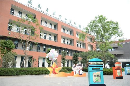 草堂小学楼盘