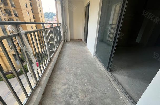 新街坊房价