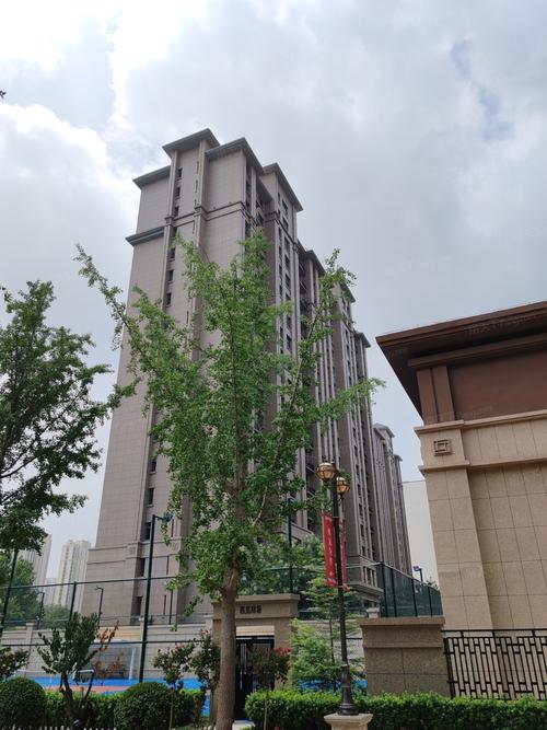 山水铂宫房价