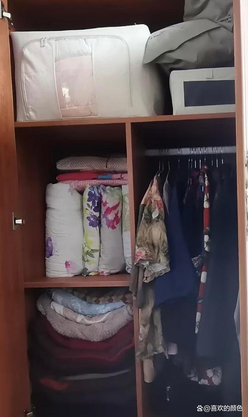租房没衣柜衣服怎么放