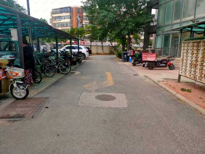 水畔花园地址