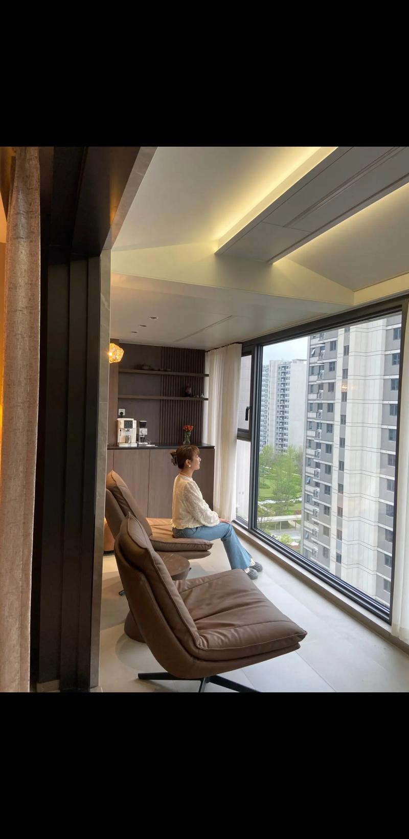 租房大阳台怎么布置