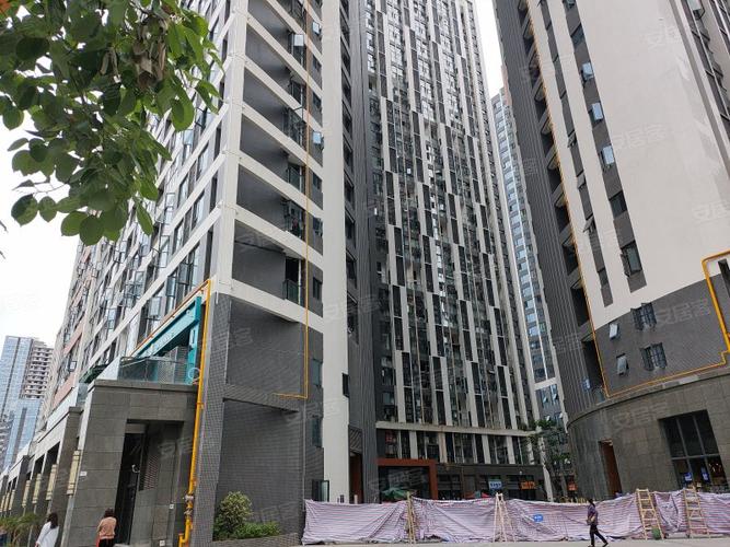 成都欢乐颂楼盘烂尾楼