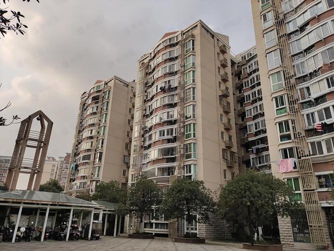 杨浦馨怡花园