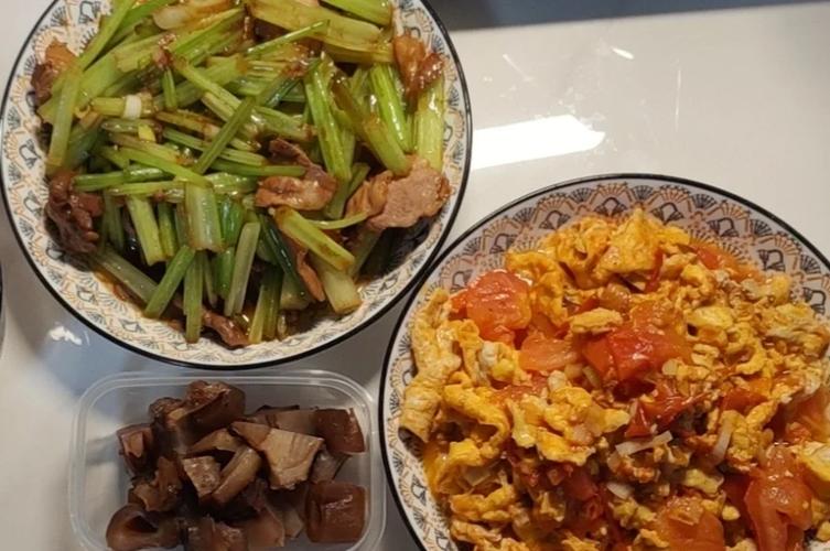 自己租房怎么吃饭省钱