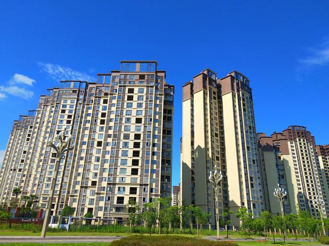 营山一环港都楼盘