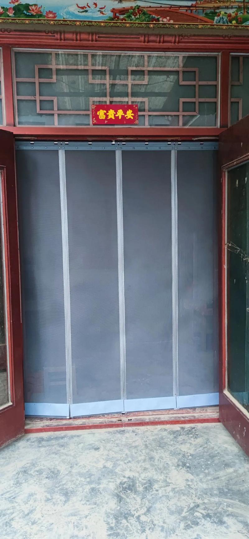 租房门帘怎么安装