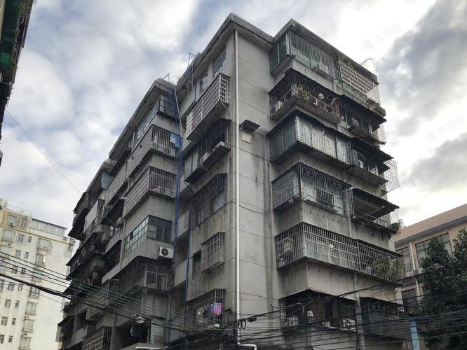 龙归花园小区