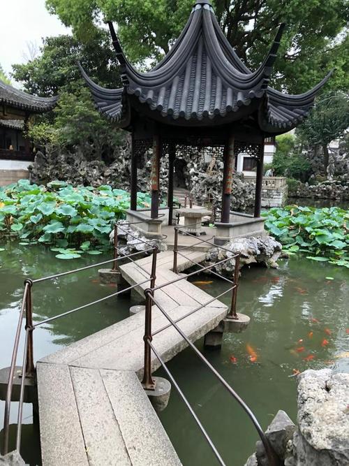 苏州湖心花园