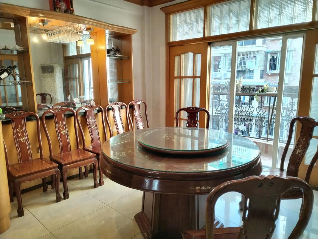 武胜上都楼盘遭了啊