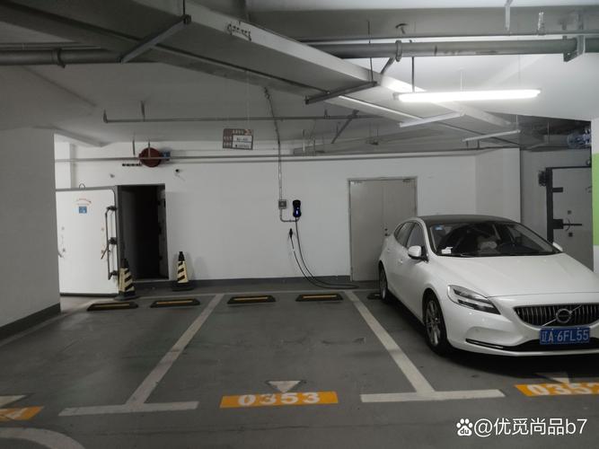 凤南花园车位