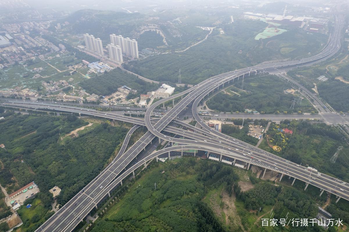 凤凰山高架受益的楼盘