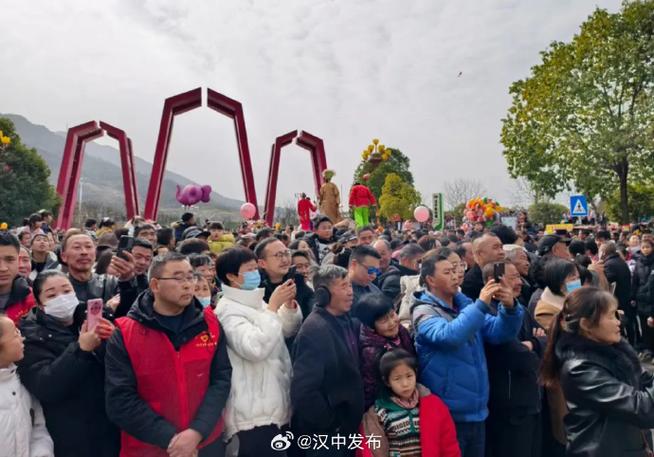 南郑县周家坪新楼盘