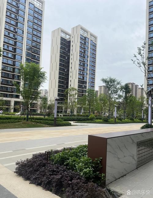 成都万家湾附近楼盘
