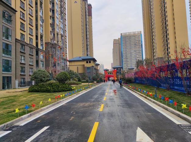 邓州市新开大楼盘