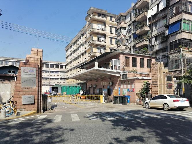 怡港花园站