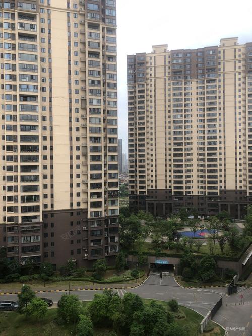 成都中粮鸿云楼盘好吗