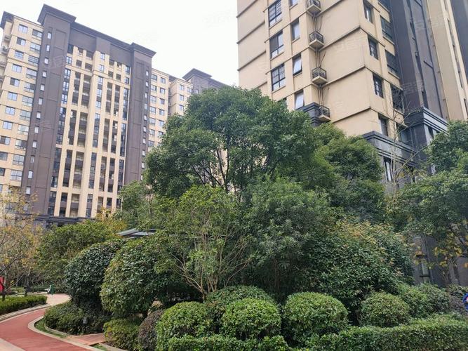万业湖墅金典房价