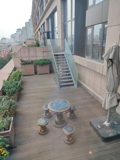 房屋楼顶花园
