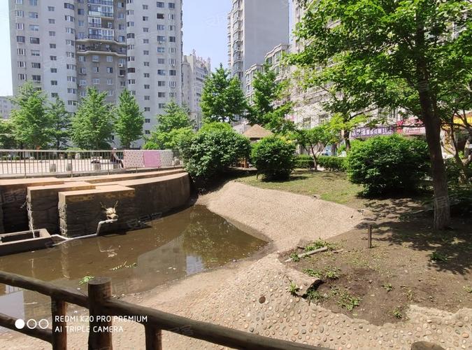 西郊河畔花园