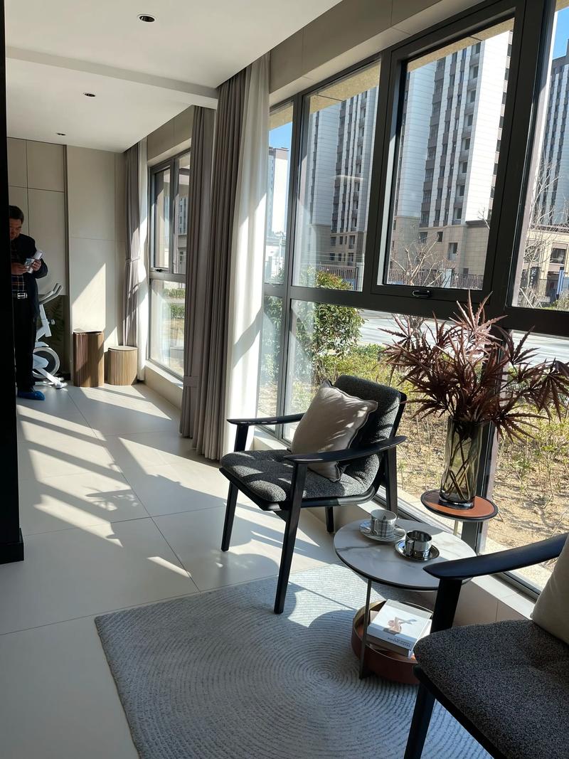 21世纪假日花园二手房