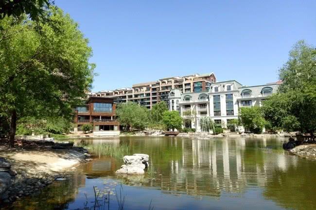 新泰山水文园房价