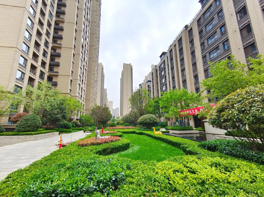 韦曲南站地铁口楼盘