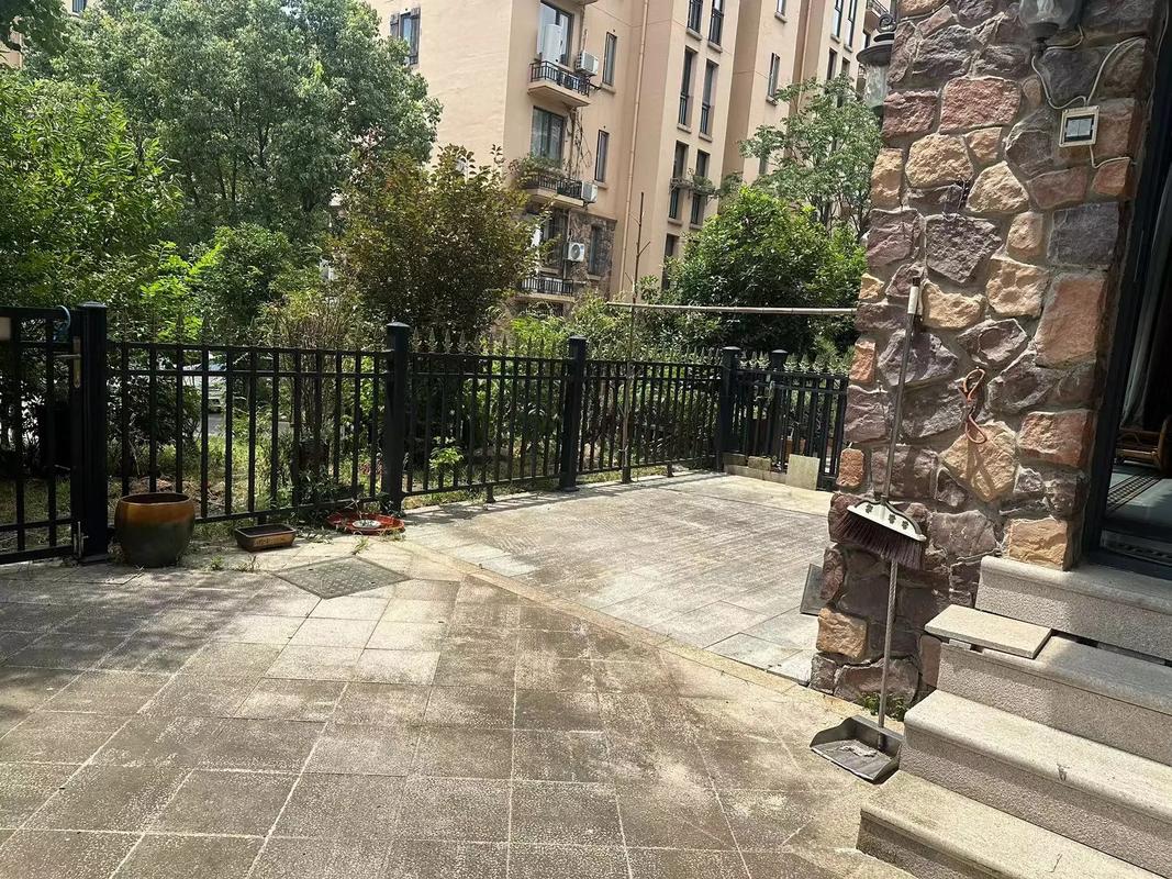 歙县上海花园二手房