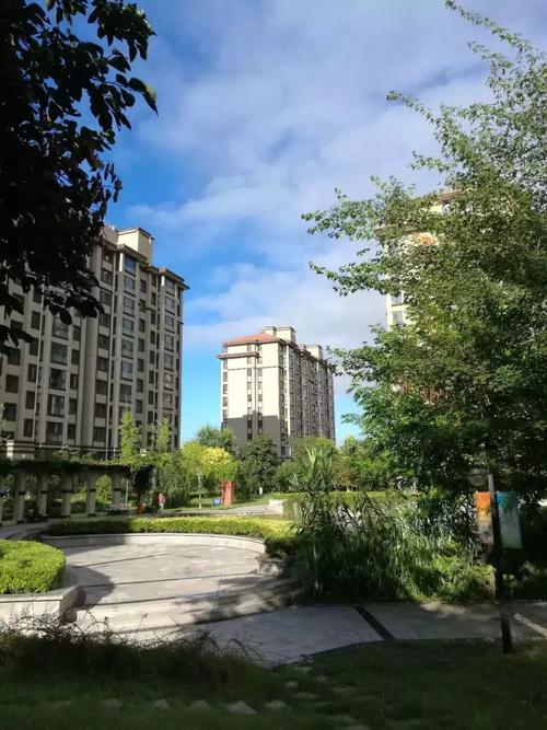 泰安记者村楼盘优缺点