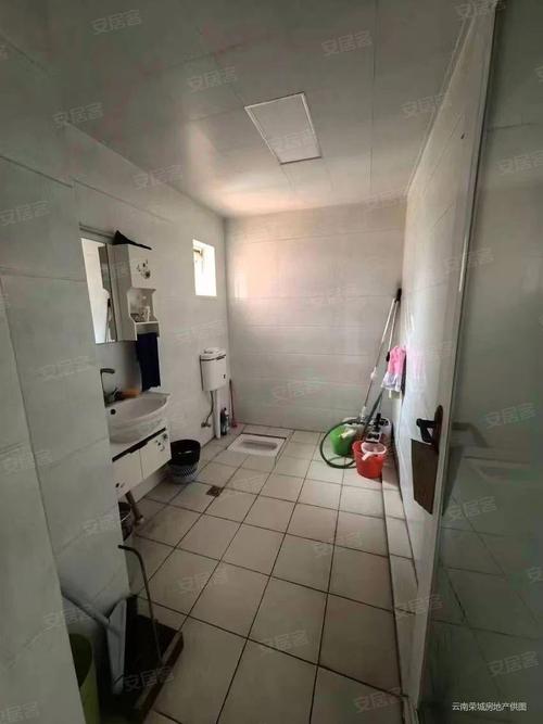 昆明温泉花园二手房