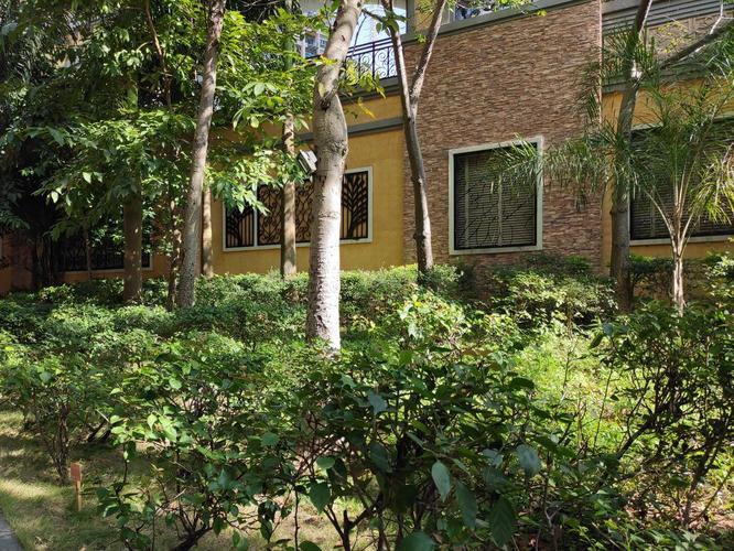 倚山花园三期溱澜