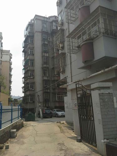 丽湖花园管理处电话