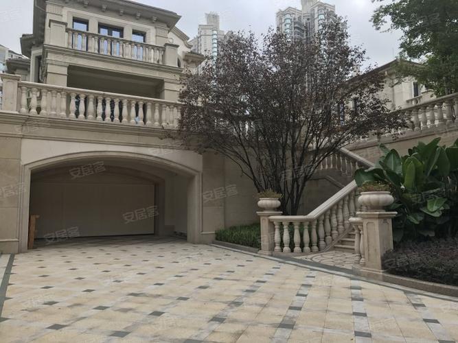 棕榈泉国际花园别墅