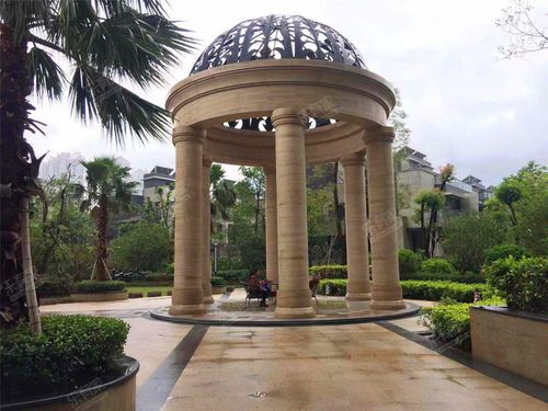 金众金域半山花园