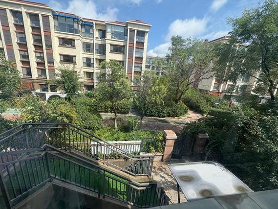 保利香雪山房价