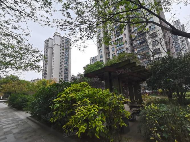 新港名兴花园怎么样