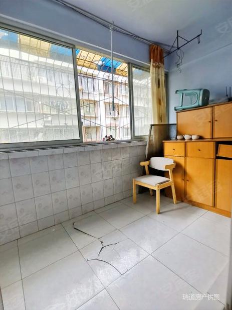 新疆石油花园二期